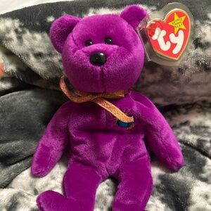 TY MILLENNIUM BEANIE BABY